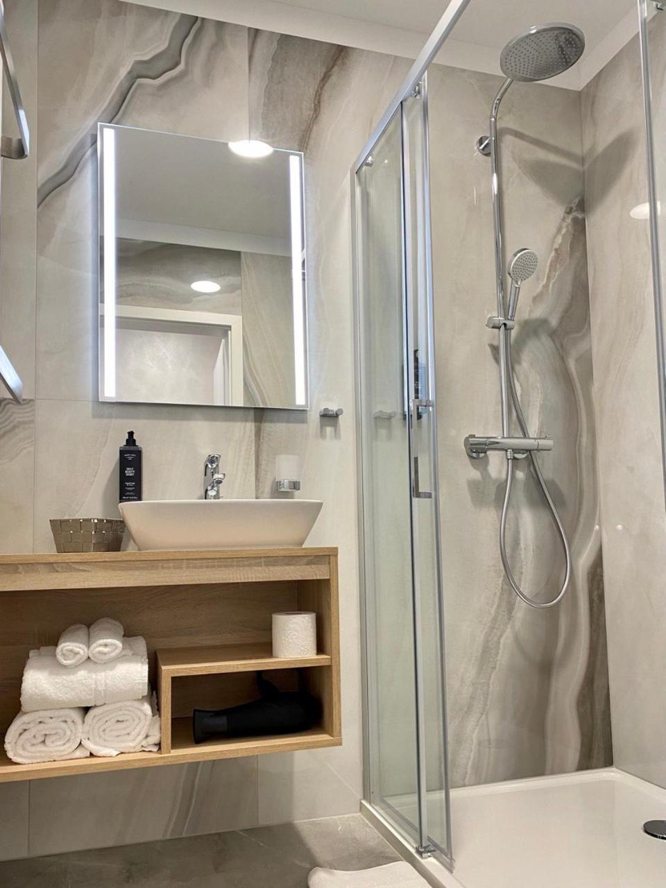 Hotel Am Waldkasino Erfurt Ngoại thất bức ảnh